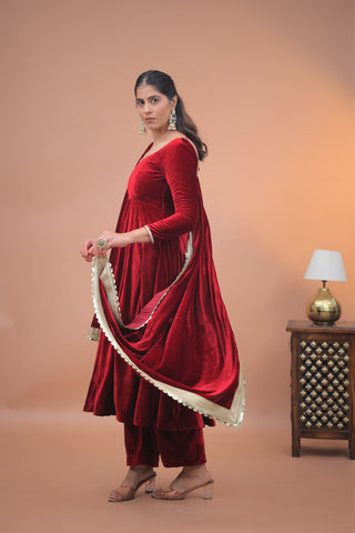 Aarzoo Velvet Anarkali Set