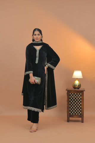 Afsana Black Velvet Suite
