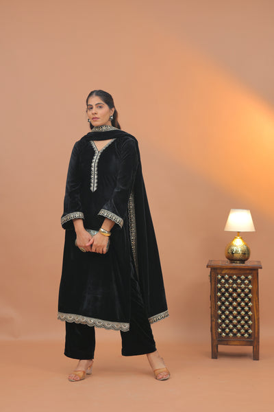 Afsana Black Velvet Suite