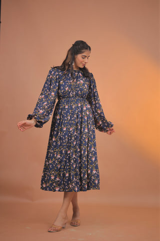 Hiba – Floral Dusk